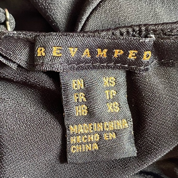 Revamped black bow top 🖤 - Picture 3 of 4